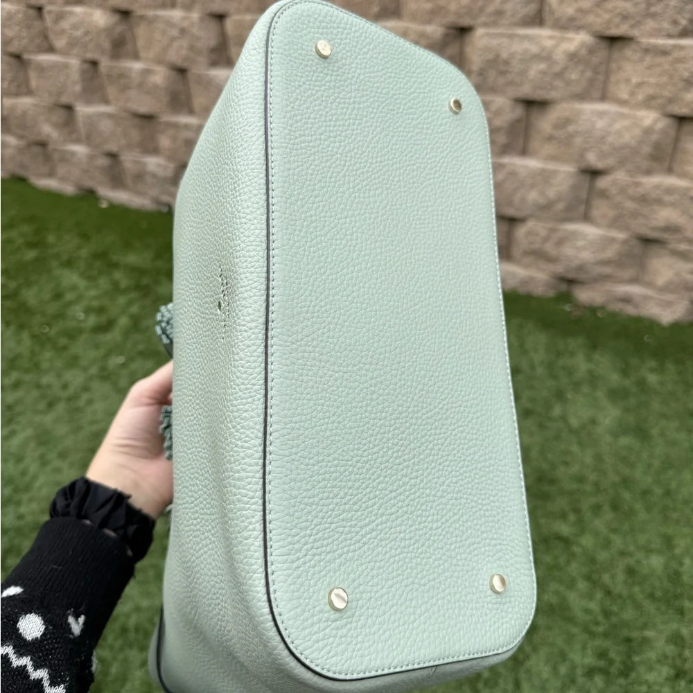 Kate Spade medium mint pebbled leather zip tote NWT - Picture 6 of 15